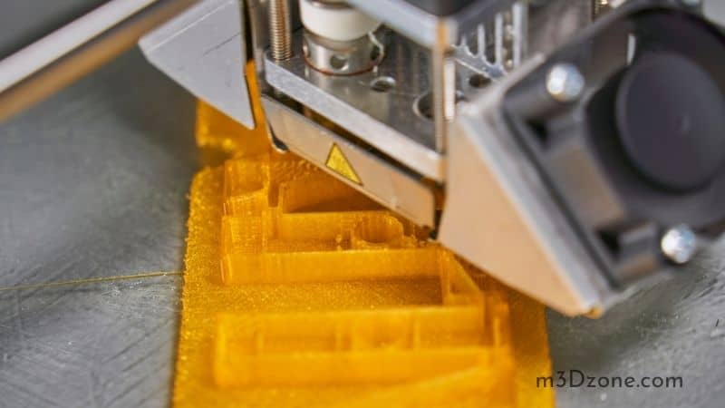 3D Printer Adding Layers